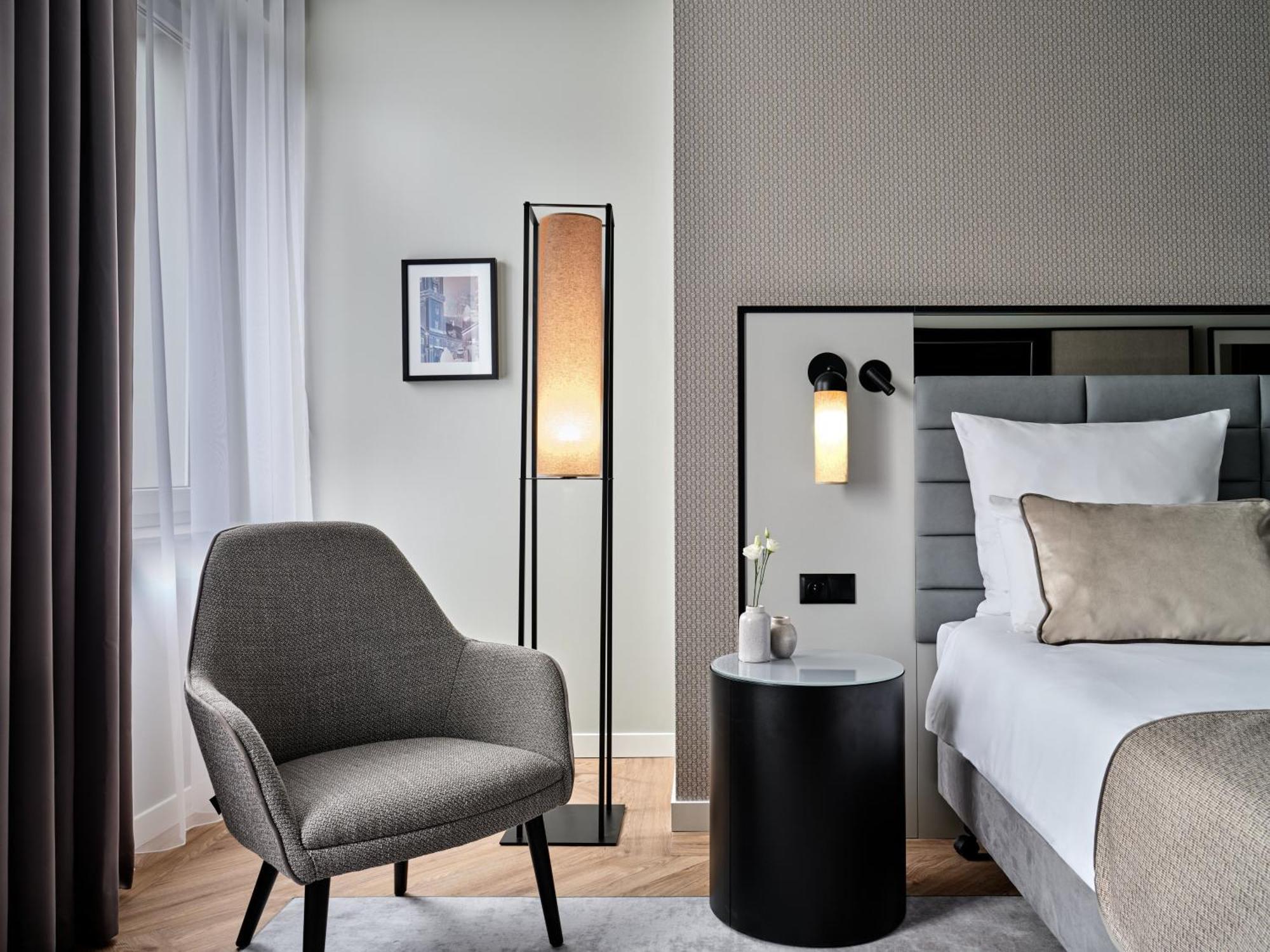 Leonardo Royal Hotel Warsaw Exterior photo