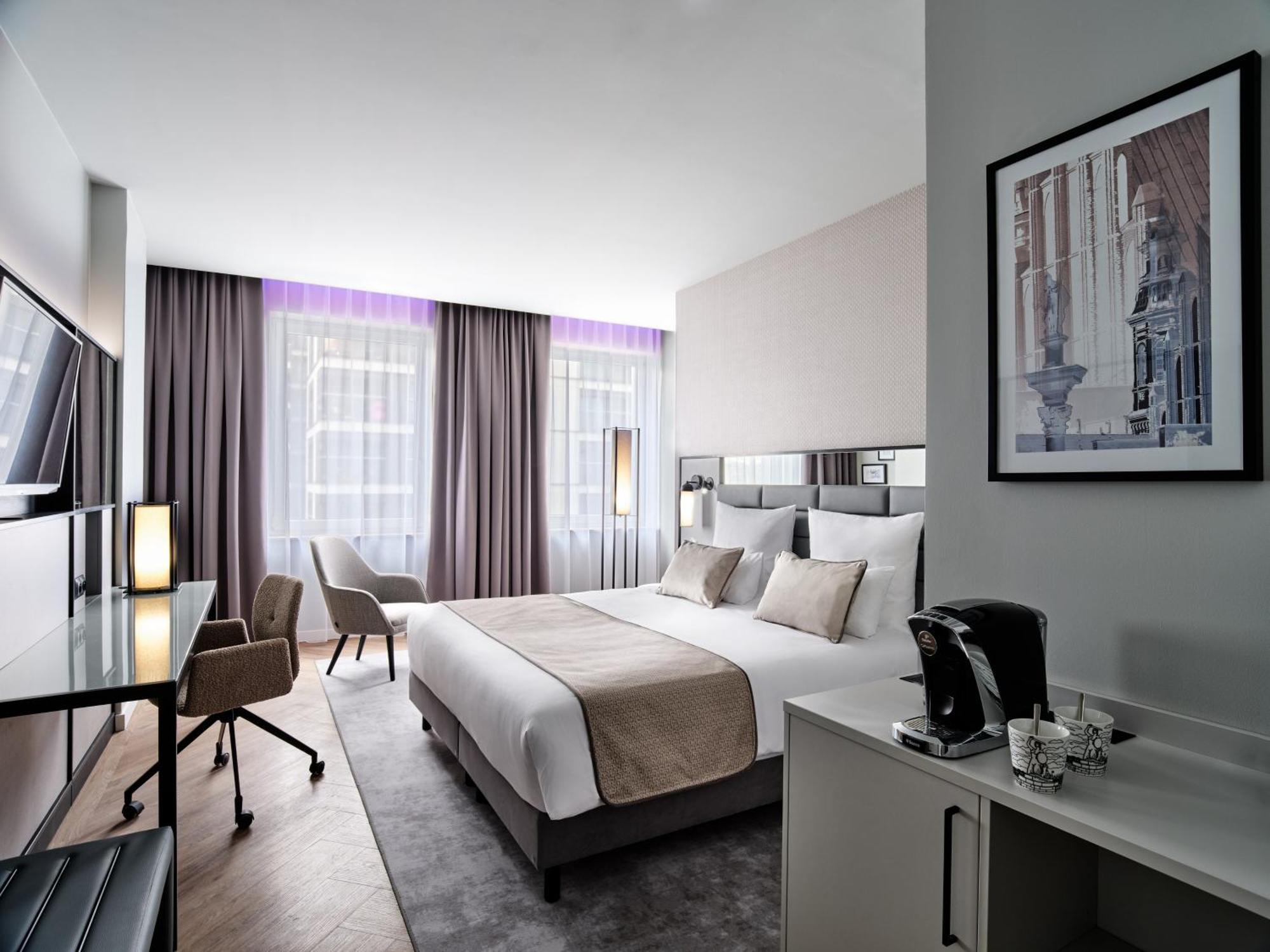 Leonardo Royal Hotel Warsaw Exterior photo